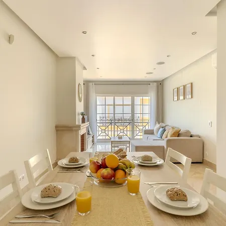 #318 Spacious 2br Bright Interiors * Albufeira