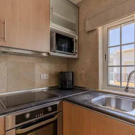 #318 Spacious 2br Bright Interiors * Albufeira